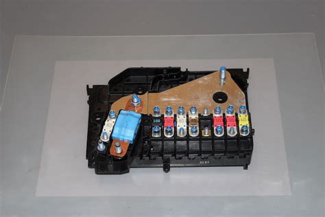 2009 ford focus battery junction box jb fusible link|2009 Ford Focus Battery Cables & Accessories — CARiD.com.